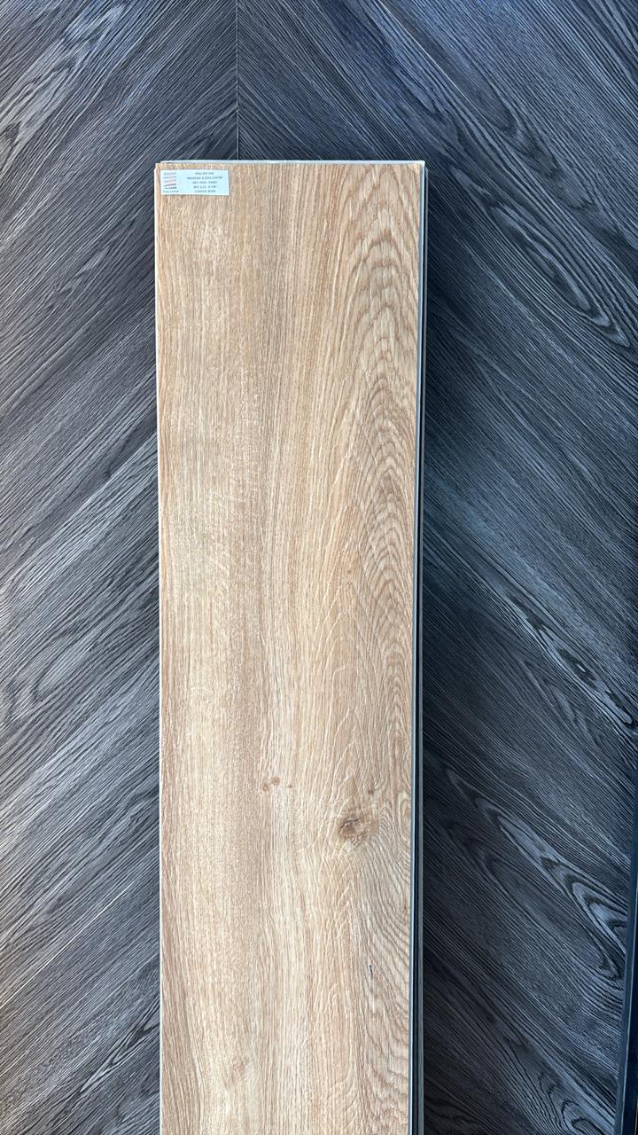 Piso SPC París Roble Beige Natural